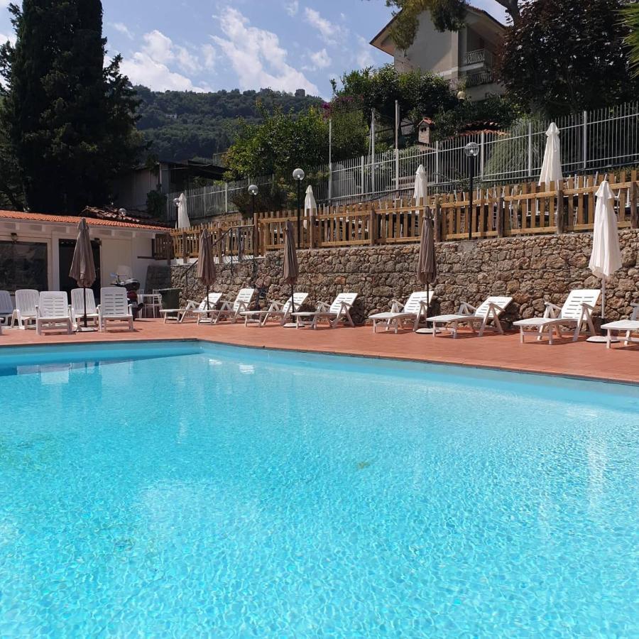 Seglia San Bernardo Villaggio Turistico Da Tonino المظهر الخارجي الصورة